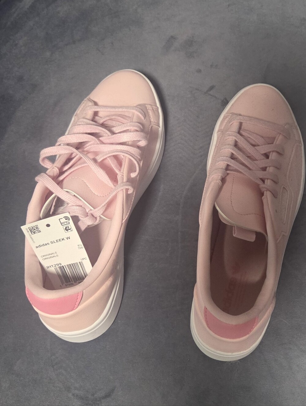 Adidas Sleek NWT pink leather shoes women’s 8